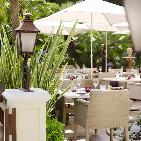 Hotell Juana Juan-les-Pins