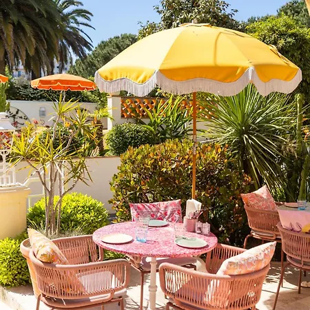 Szálloda Juana Juan-les-Pins